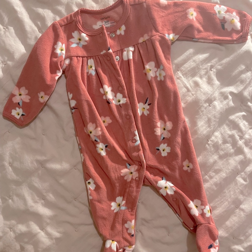 Carter’s - Picture 2 of 3